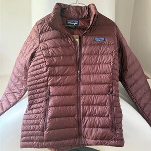 Patagonia Women's Puffer Jacket - Burgundy